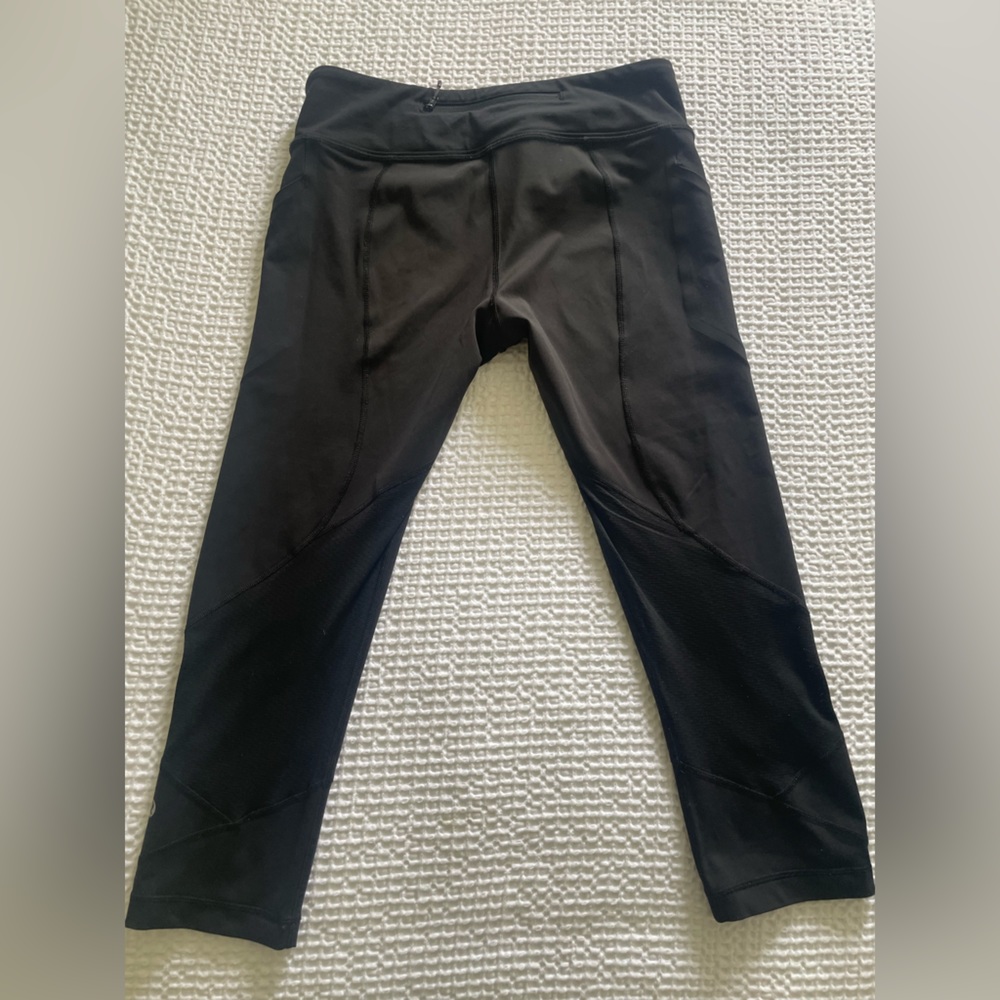 Lululemon crop leggings